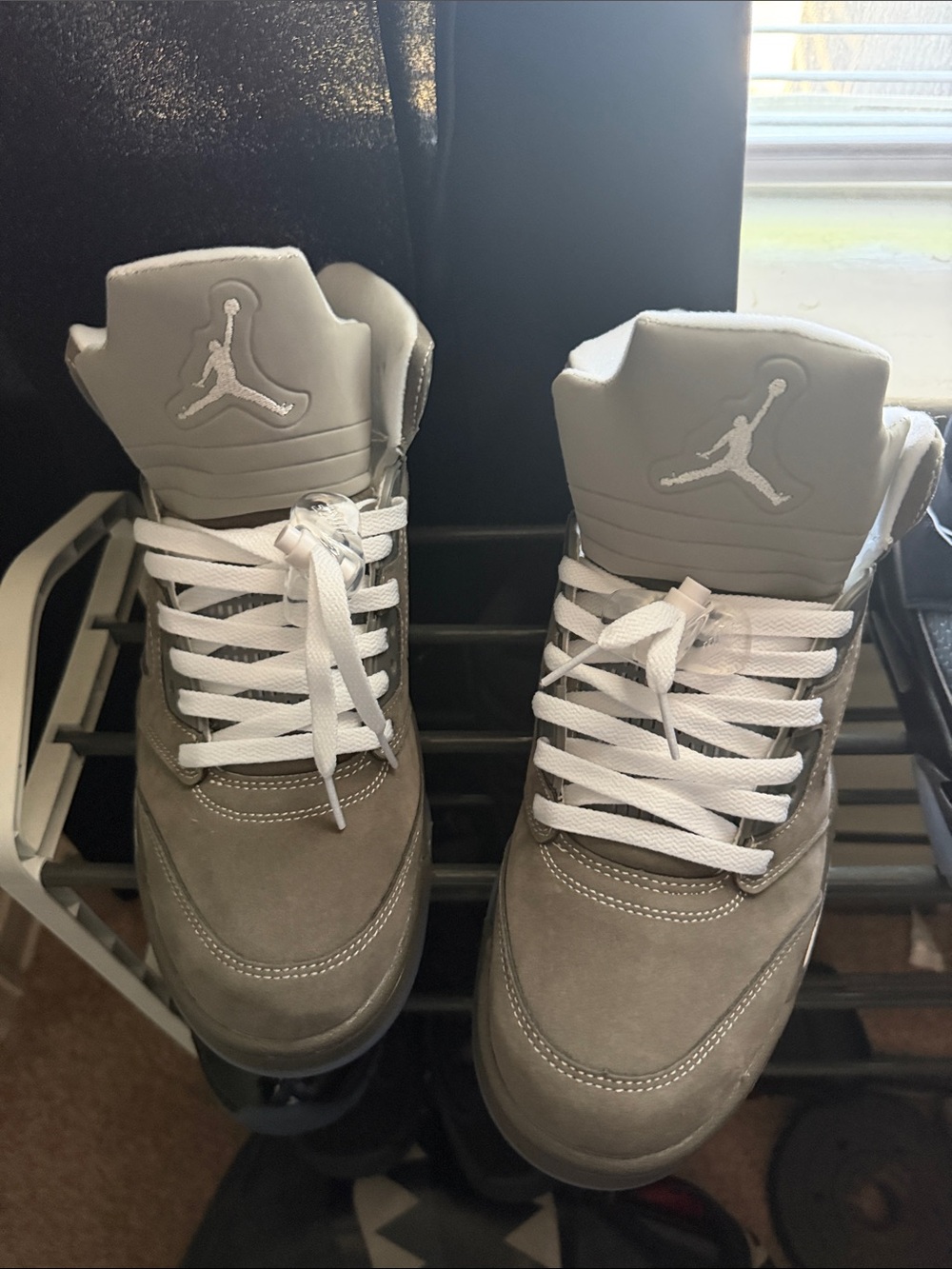Jordan 5 Wolf Grey